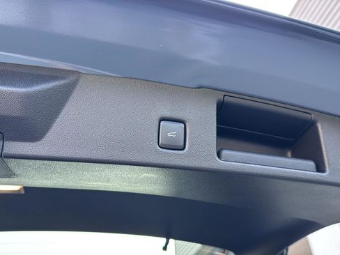 New 2025 Ford Escape Active w/ Active Premium Tech Pack FWD image 31