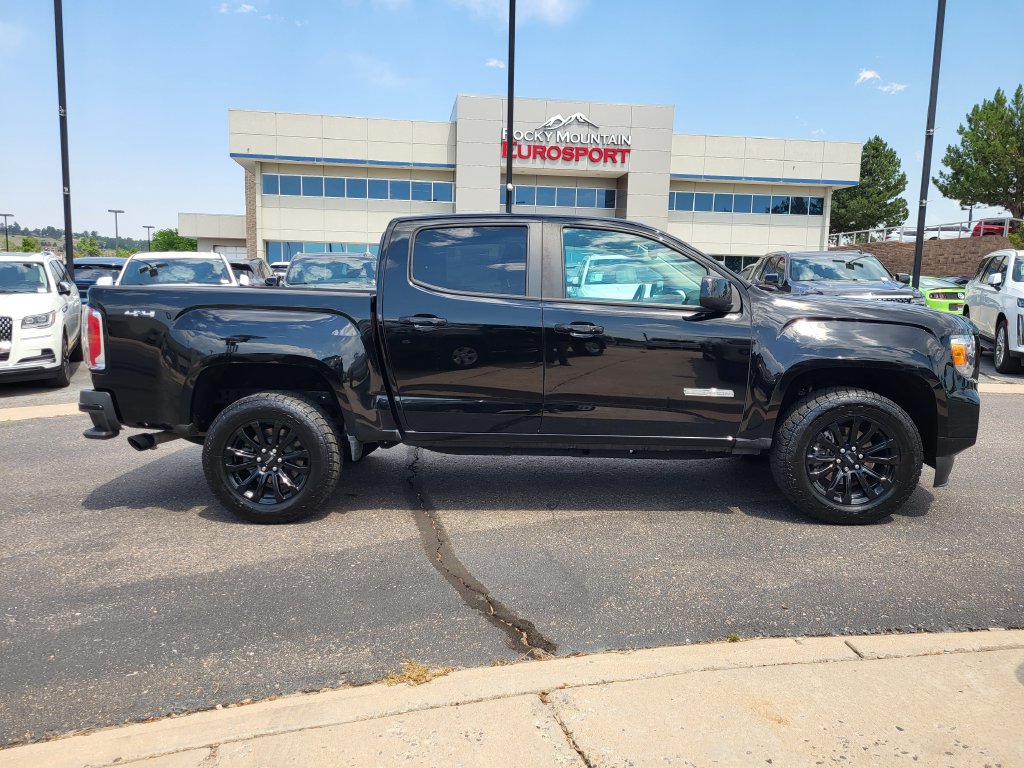 Used 2022 GMC Canyon Elevation w/ Elevation Premium Package AWD/4WD image 3
