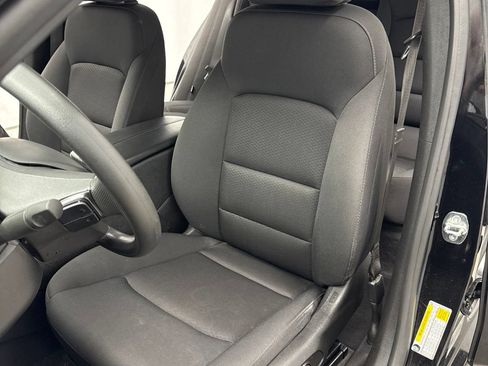 Used 2023 Chevrolet Malibu LT w/ Driver Confidence Package FWD image 9