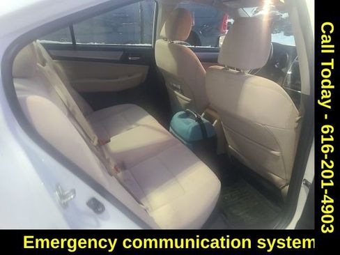 Used 2019 Subaru Legacy 2.5i Premium image 5