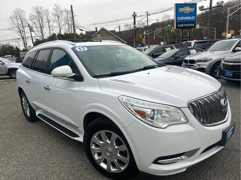 Used 2017 Buick Enclave Leather image 1