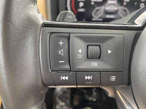 Used 2023 Nissan Rogue Platinum w/ Platinum Premium Package image 33