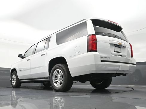 Used 2020 Chevrolet Suburban LS RWD image 25