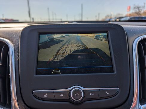 Used 2019 Chevrolet Equinox LT image 15