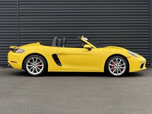 Certified 2021 Porsche 718 Boxster S image 8