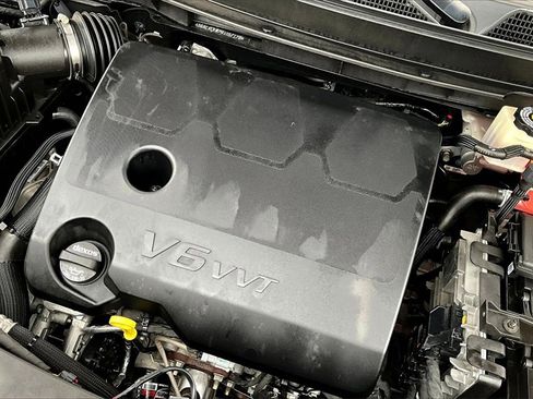 Used 2022 Buick Enclave Avenir w/ Avenir Technology Package image 35