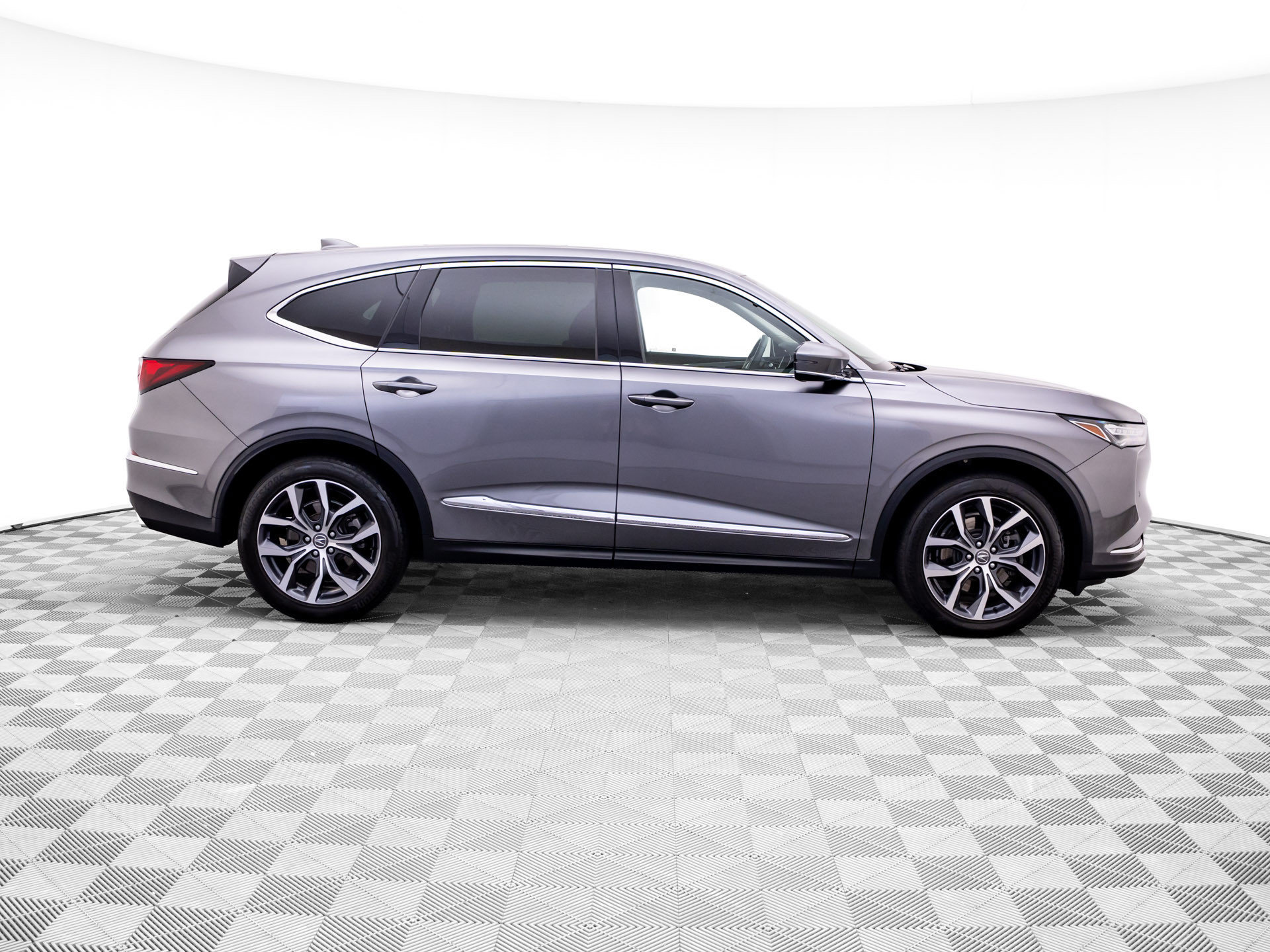 Used 2023 Acura MDX w/ Technology Package AWD/4WD image 6