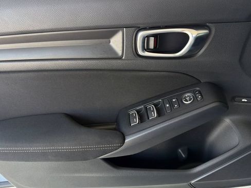 Certified 2022 Honda Civic Sport image 12