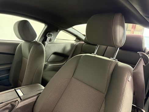 Used 2014 Ford Mustang V6 image 21
