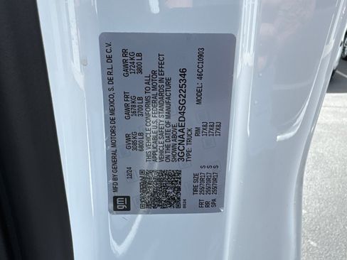 Used 2025 Chevrolet Silverado 1500 W/T w/ WT Value Package RWD image 30