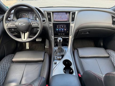 Used 2018 INFINITI Q50 Red Sport 400 w/ Cargo Package (L95) RWD image 2