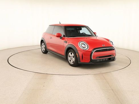 Used 2024 MINI Cooper 2-Door Hardtop FWD image 10