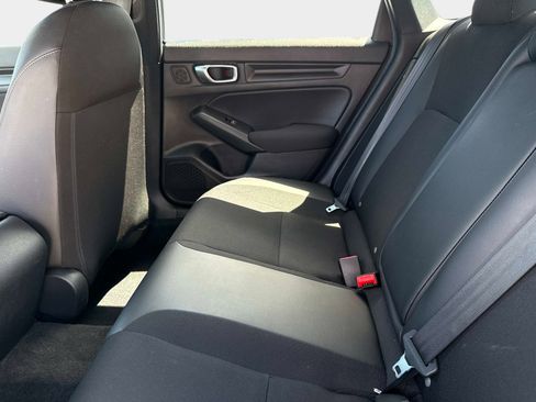Used 2025 Honda Civic Sport image 12