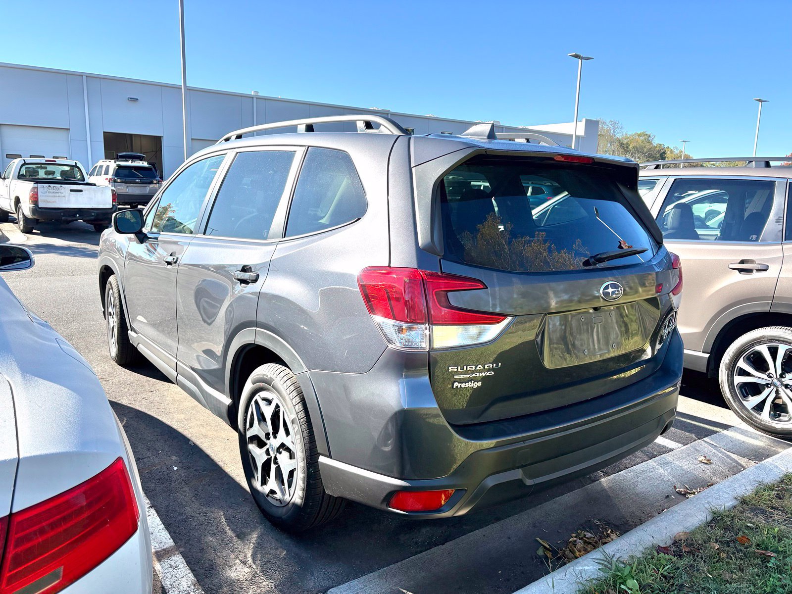 Certified 2023 Subaru Forester Premium AWD/4WD image 4