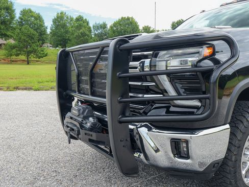 Used 2024 Chevrolet Silverado 2500 LTZ w/ LTZ Convenience Package AWD/4WD image 12