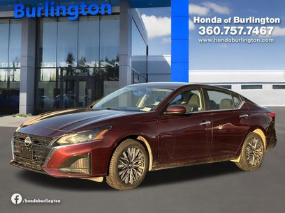 Used 2023 Nissan Altima 2.5 SV