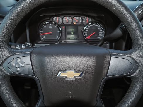 Used 2019 Chevrolet Silverado 1500 Custom w/ Custom Convenience Package image 32