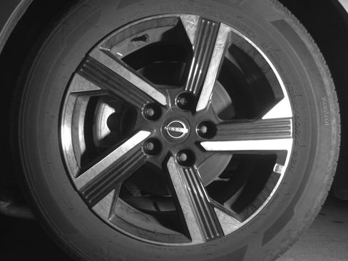 Used 2025 Nissan Sentra SV FWD image 12