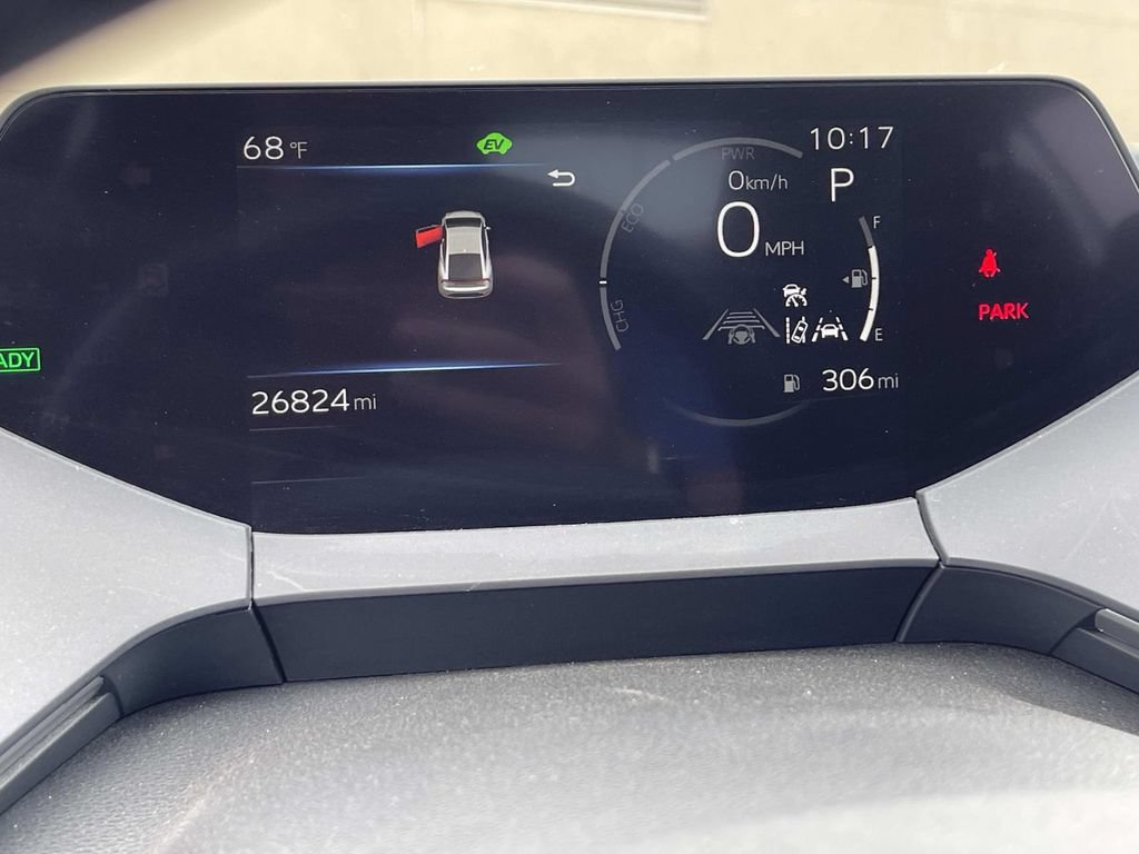 Used 2025 Toyota Prius LE FWD image 23