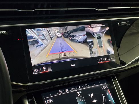 Used 2023 Audi Q7 3.0T Premium Plus image 33
