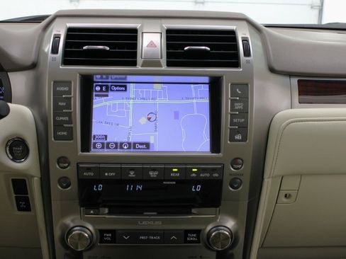 Used 2016 Lexus GX 460 w/ Premium Package AWD/4WD image 57