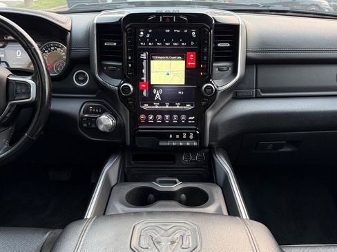Used 2021 RAM 1500 Laramie AWD/4WD image 16