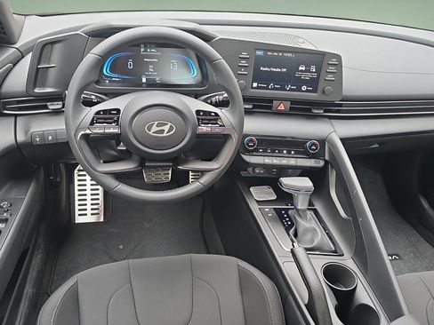 New 2026 Hyundai Elantra Sport FWD image 11