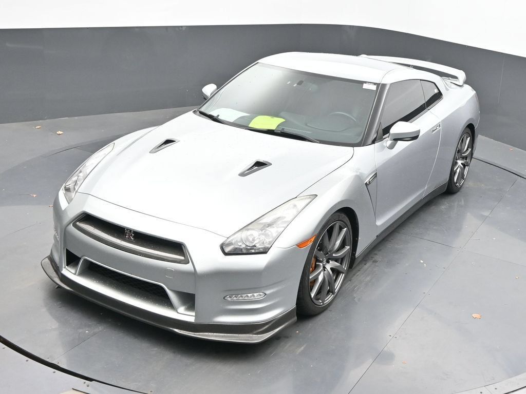 Used 2012 Nissan GT-R Premium AWD/4WD image 39