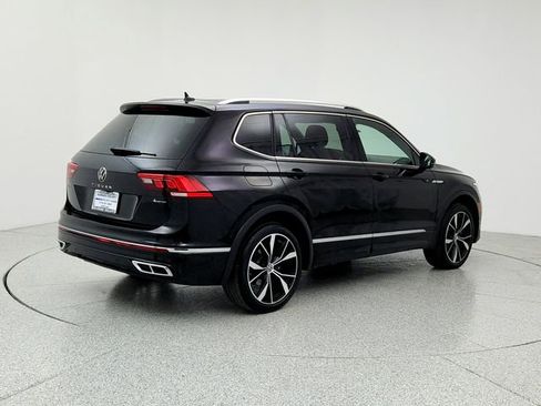 Used 2023 Volkswagen Tiguan SEL R-Line image 5