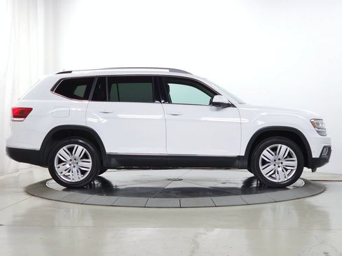 Used 2018 Volkswagen Atlas SEL Premium AWD/4WD image 12