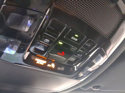 Used 2024 Lexus RX 500h F Sport image 26