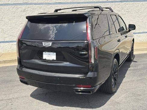 Certified 2022 Cadillac Escalade Sport Platinum w/ LPO, ONYX Package AWD/4WD image 5