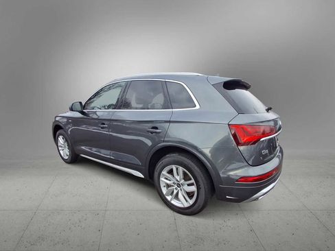Certified 2023 Audi Q5 2.0T Premium w/ Convenience Package image 6