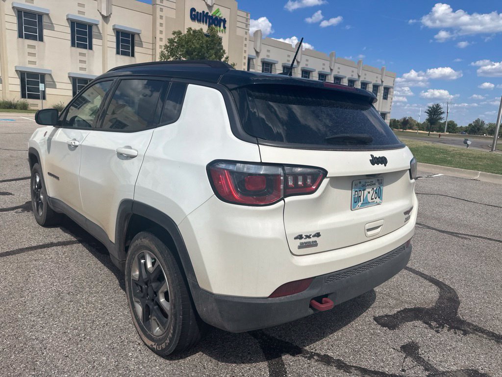 Used 2018 Jeep Compass Trailhawk AWD/4WD image 7