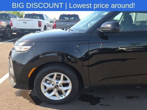 Used 2020 Kia Soul S FWD image 16