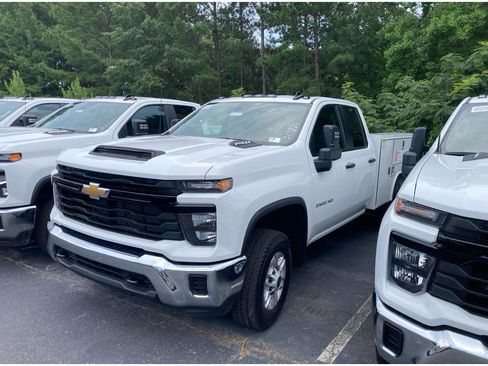 New 2025 Chevrolet Silverado 2500 W/T w/ WT Convenience Package AWD/4WD image 2