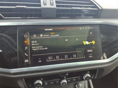 Used 2023 Audi Q3 2.0T Premium image 6