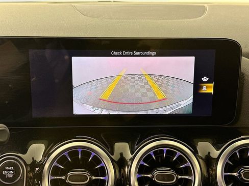 Used 2023 Mercedes-Benz GLA 250 image 13