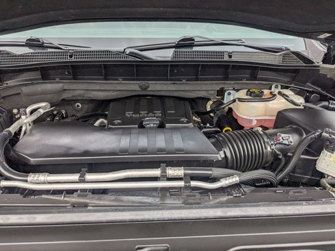 Used 2024 GMC Sierra 1500 Elevation AWD/4WD image 29