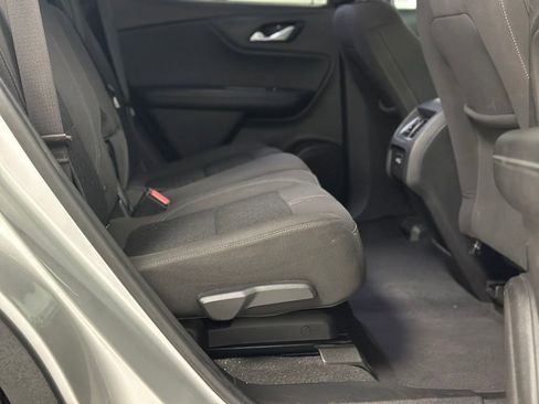 Used 2020 Chevrolet Blazer LT FWD image 21