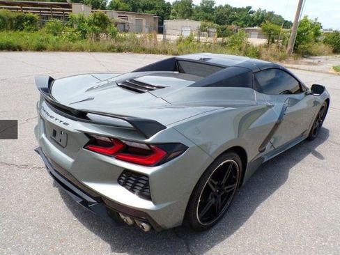 Used 2024 Chevrolet Corvette Stingray Premium Conv w/ Z51 Performance Package RWD image 4