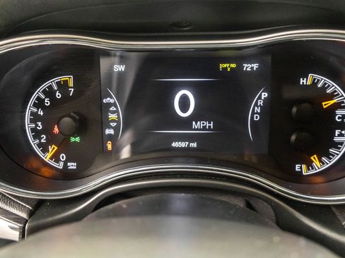 Used 2021 Jeep Grand Cherokee Overland AWD/4WD image 21