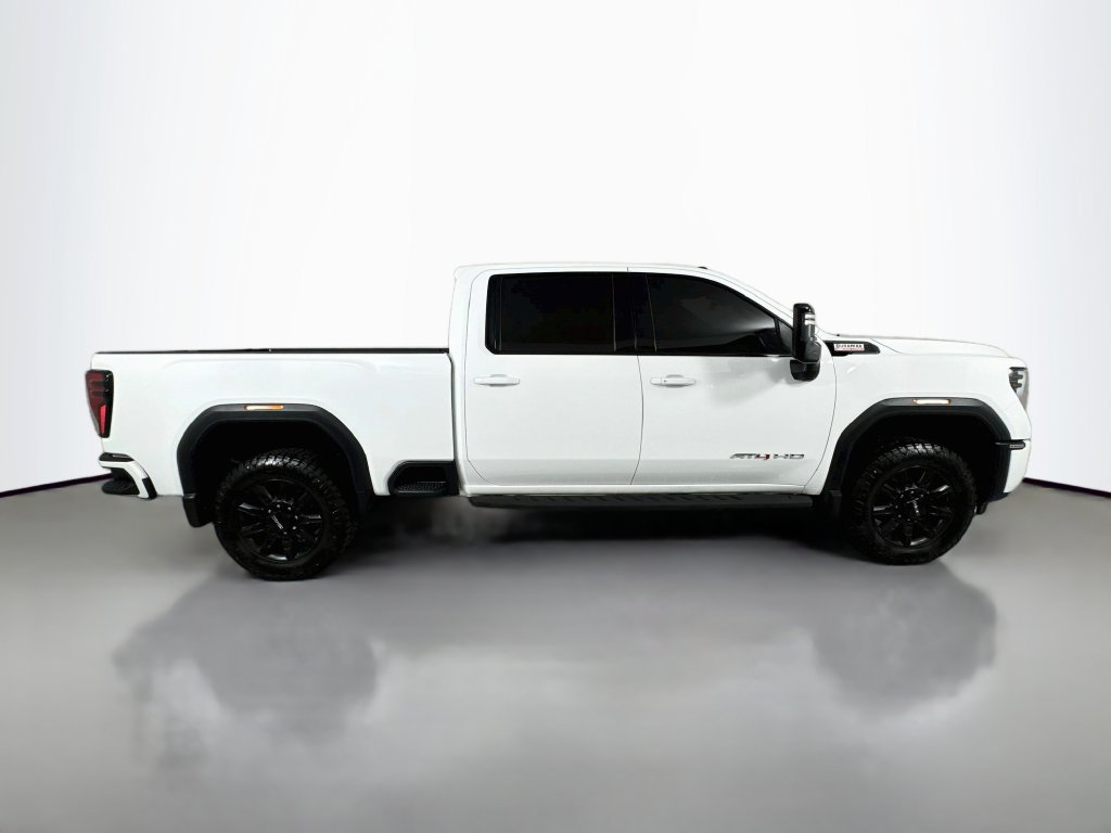 Used 2024 GMC Sierra 2500 AT4 w/ AT4 Premium Plus Package AWD/4WD image 9