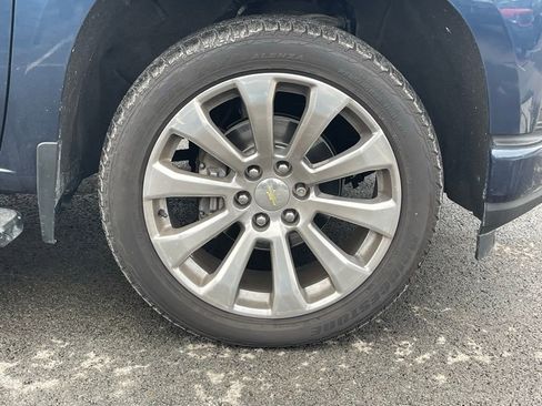 Used 2021 Chevrolet Silverado 1500 High Country w/ Technology Package image 10