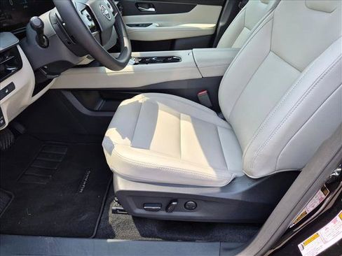 Used 2025 Nissan Murano SV w/ Cargo Package AWD/4WD image 15