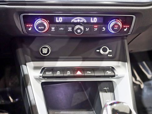 Used 2021 Audi Q3 2.0T Premium w/ Convenience Package image 22