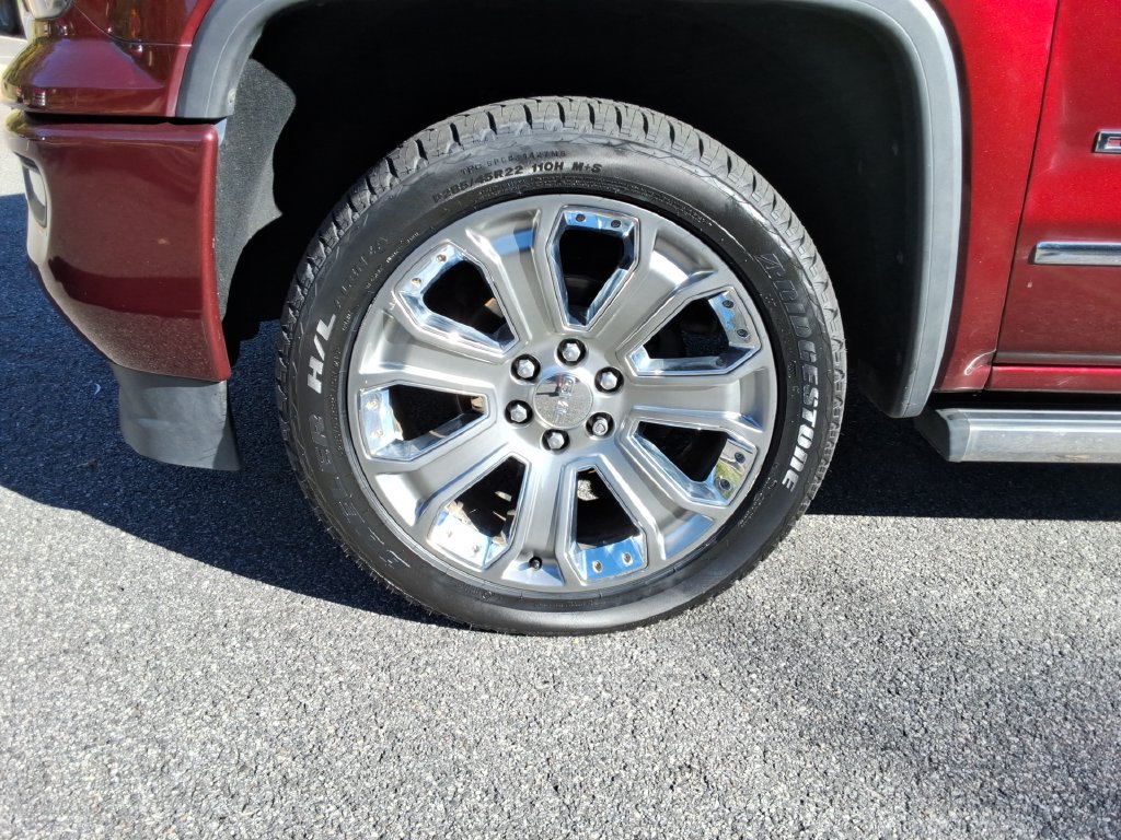 Certified 2017 GMC Sierra 1500 Denali w/ Denali Ultimate Package AWD/4WD image 10