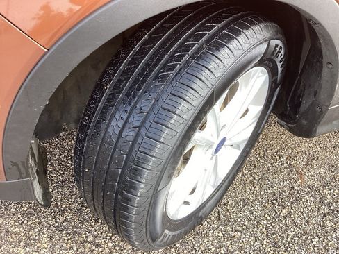 Used 2017 Ford Escape S image 19