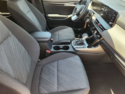 Certified 2026 Kia Seltos LX AWD/4WD image 14