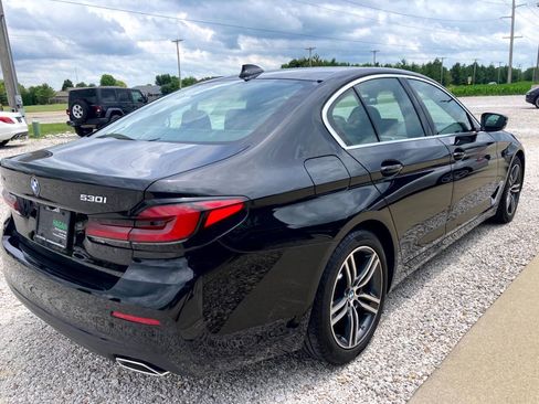 Used 2022 BMW 530i xDrive w/ Premium Package AWD/4WD image 8